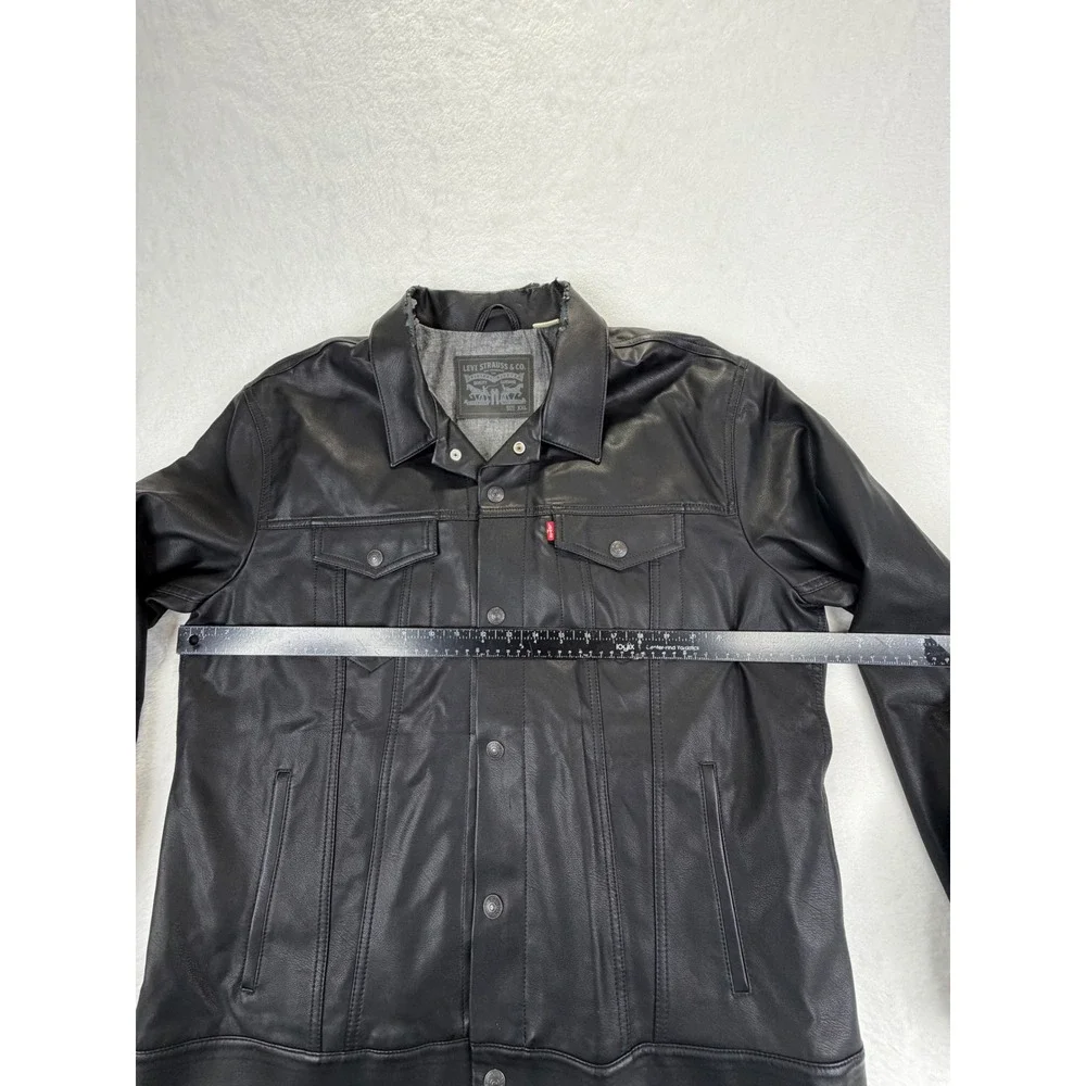 Levis Mens Black Faux Leather Trucker Jacket XXL Button Front - Picture 7 of 12